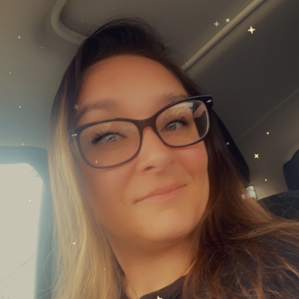 Meet your Posher, Niki